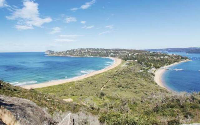 Barrenjoey Head lookout, New South Wales, Australia - Destination Australia - Lineupping