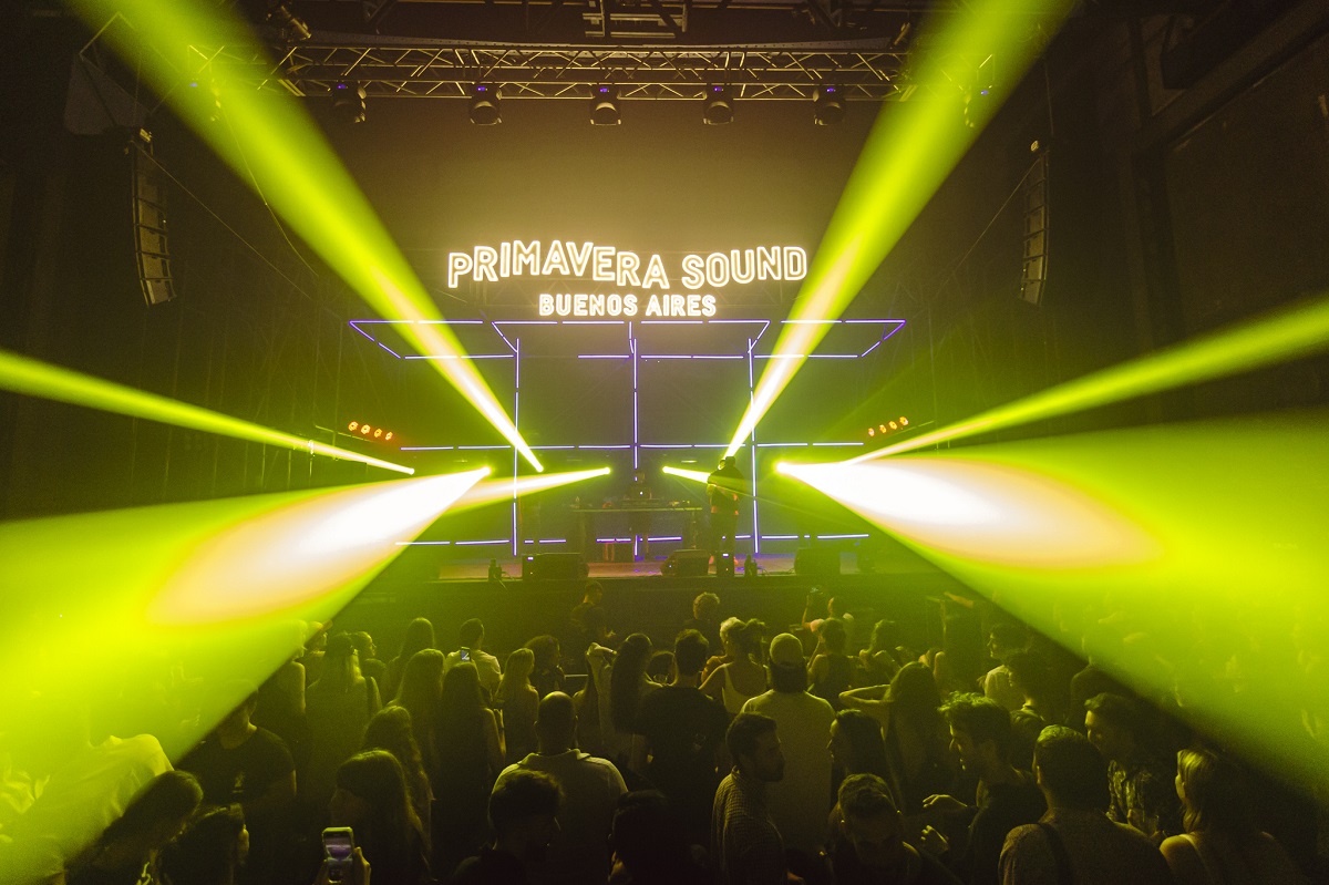 View of Primavera Sound stage with lights - credits Le Banana - Primavera Sound 2026 - Lineupping.com