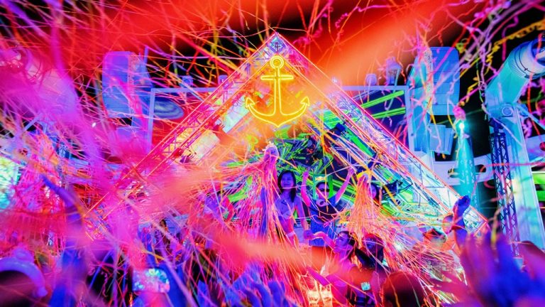 View of crowd partying at It's The Ship festival - credits Luxe Society Asia - It's The Ship 2026 - Lineupping.com